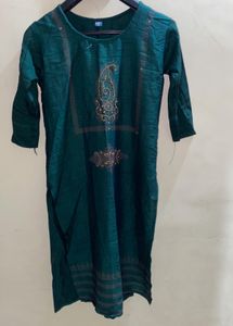 Green Kurti