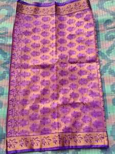 🎉🎉Elegant Purple Floral Saree With Blouse
