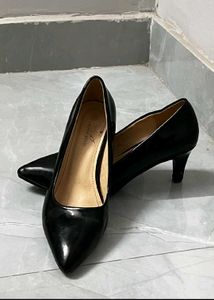 Black Pointed Toe Heels