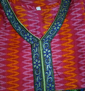 🔥🔥Pink Ikkat Embroidered Kurti