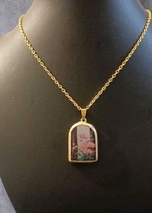 Floral Porcelain Locket Golden Anti Tarnish Chain