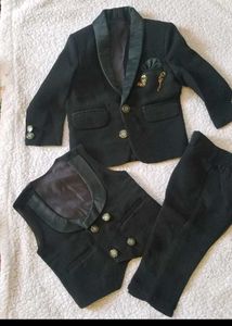 Coat Pent Set With Jutti