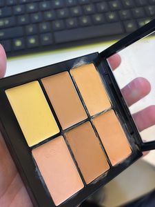 PAC Concealer Palette - Go Medium (Shade)