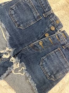 Royalcheese Genuine Quality Denium Shorts