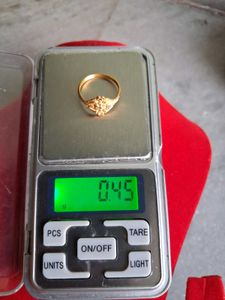 Elegant Gold Ring