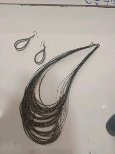 Necklace And Earrings' Set.