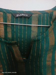 Green Kurta With Golden Strips