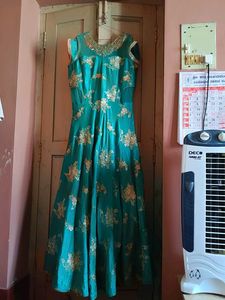 Elegant Green & Gold Ethnic Gown