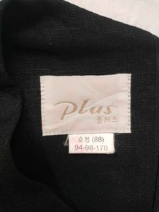 Sleeveless Black Dress