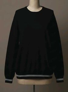 HR X°13 Black oversized Sweater
