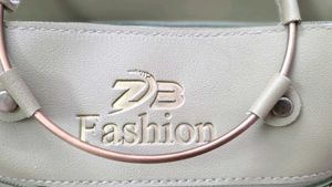 New Green Stylish Handbag For Girls/Women