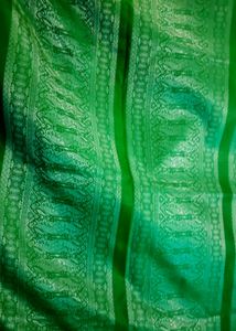 New Mehendi Colour Banarasee Silk Saree, Double-sided Saree That Can Be Wore Both Sides Without Getting Noticed