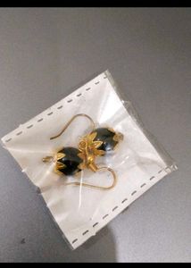 Drop Earrings - Black &amp; Gold