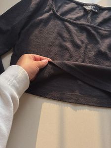 Black Long Sleeve Crop Top