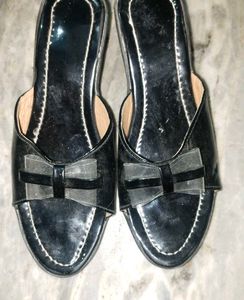 ब्लैक स्लीपर