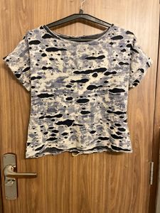 Grey and Black Crop Top-L 🩶🖤