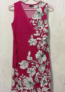 Floral sleeveless dress
