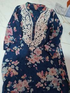 Floral Embroidered Kurta