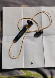 Pack Of 2 Bluetooth Headphones, Realme+Branded
