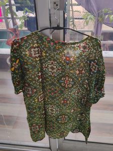 Printed Green Top