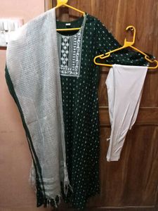 GentlyUsed DarkGreenEmbroidered Kurti+Dupatta+Legg