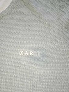 {{ T-shirt -M }}Size Grey Coloured