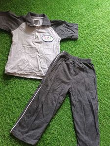 School Uniforms/Sports Dress 22 No.