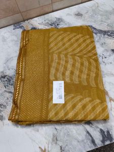 Elegant Mauve Embellished Saree