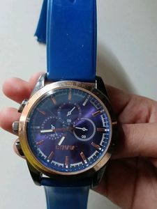 Stylish Blue Wristwatch