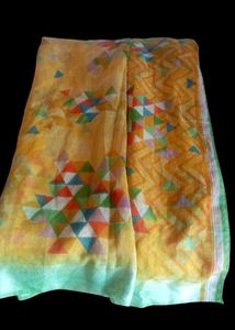 Yellow &amp; Green Geometric Print Saree