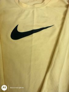 Nike Yellow full sleeve tshirt comfort for winter.