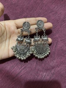 Silver Elephant Dangle Earrings