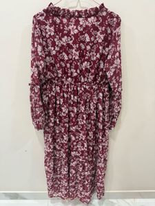 Floral Maxi Dress - Flowing &amp; Chic