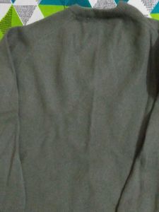 Monte Carlo V-Neck Sweater