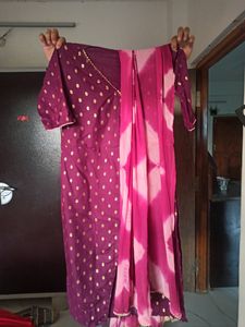 Beautiful Purple Kurta Set Tie Die Dupatta