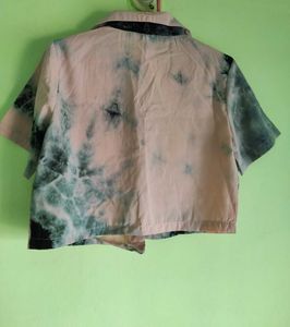 Women&#39;s Crop Shirt