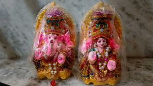 Lakshmi Ganesha Idol Set