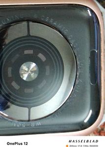 GENUINE Apple Watch Series 5 (40mm)