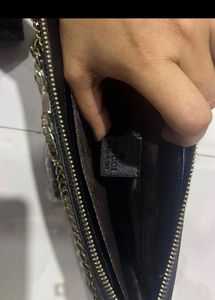 Gucci Sling Bag