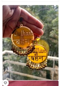 SUMMERY RICH LOOKING GIFT BOX/DECOR BOX + Earrings