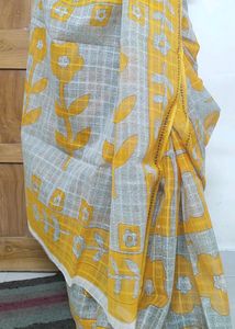 3 &#34;Sarees&#34; For 240/-  ( Without Blouses)