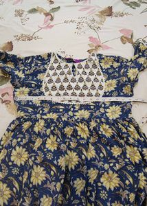 Libas Floral Print Kurta Set (Size M)