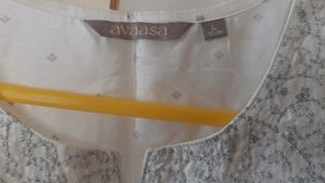 Avassa White Kurti