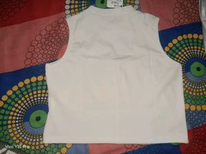 White 🤍 Luxury Cutout Crop Top