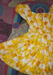 Women Cute Yellow White Frock