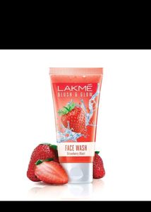 🍓 Lakme Blush &amp; Glow Strawberry Face Wash