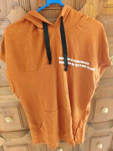 UNISEX SLEEVELESS HOODIE
