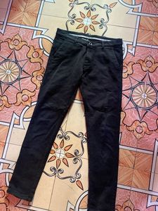 Black Slim Fit Casual Pants