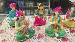 Monk And Jaipuria Figurines (Set of 4)