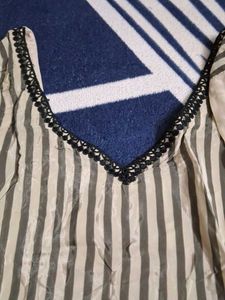 Elegant Floral Embroidered Kurta Set